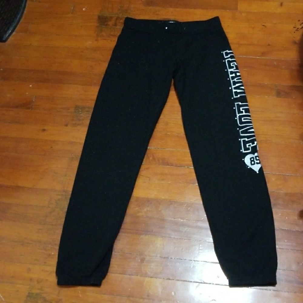 MUST BUNDLE ! joggers